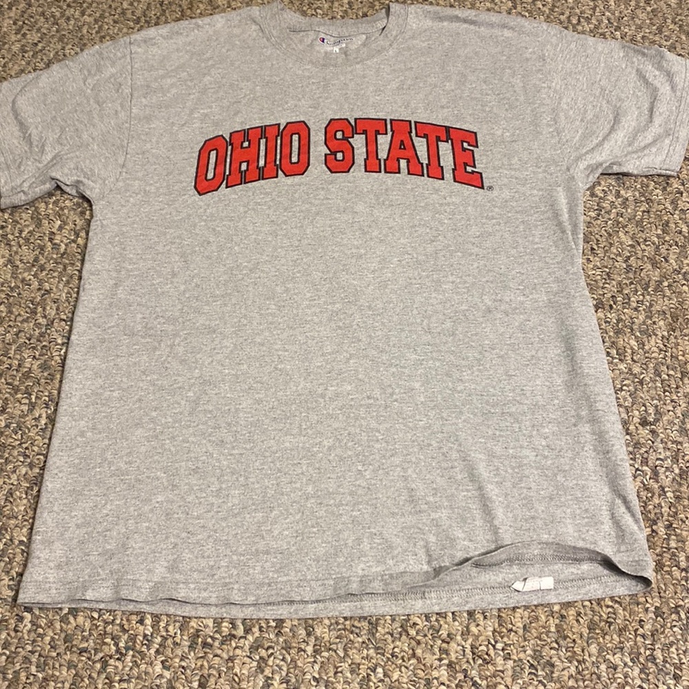 Tee shirt